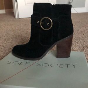 7.5 Sole Society booties brand new